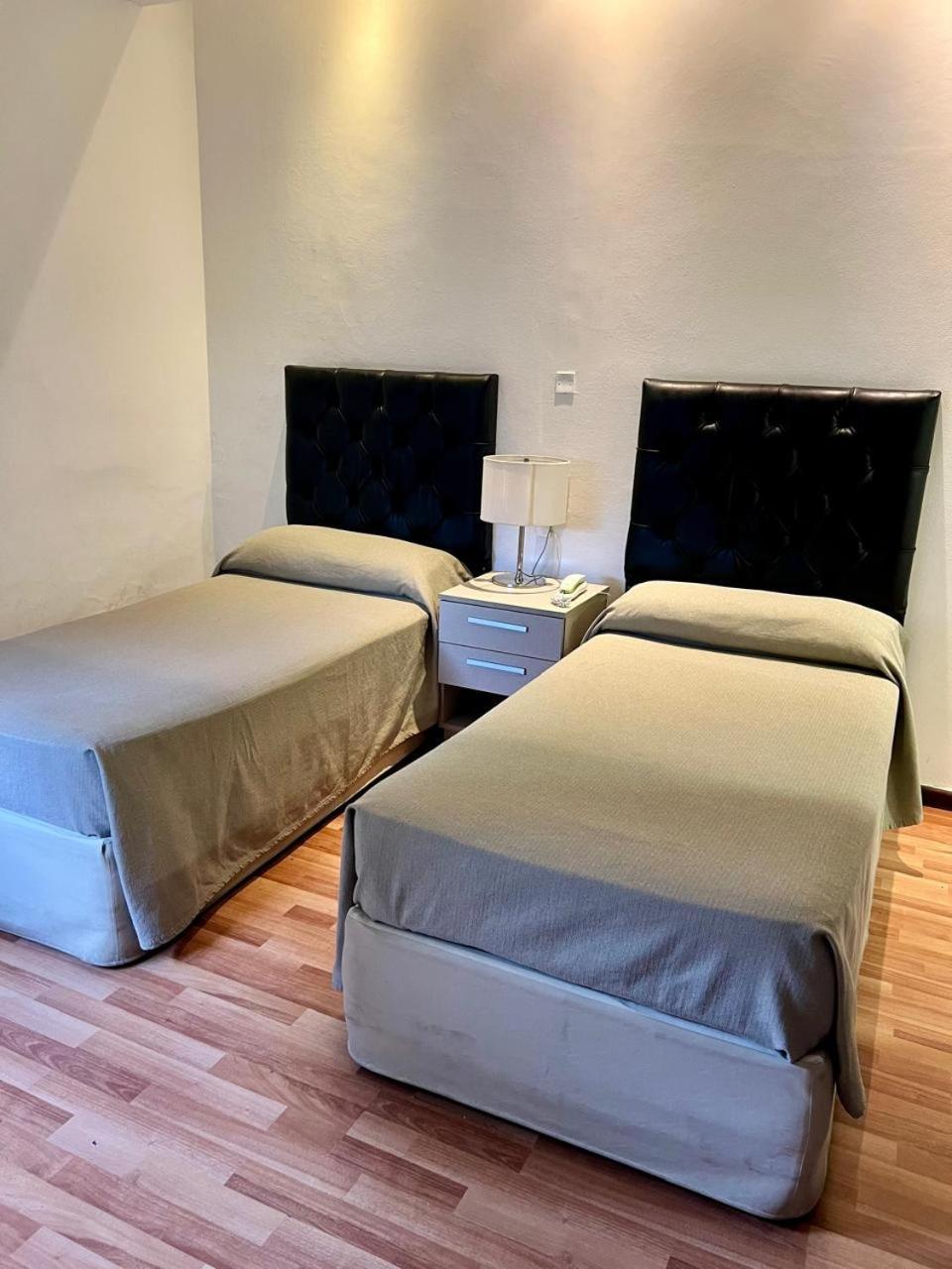 Hotel Vina De Italia Córdoba Ngoại thất bức ảnh