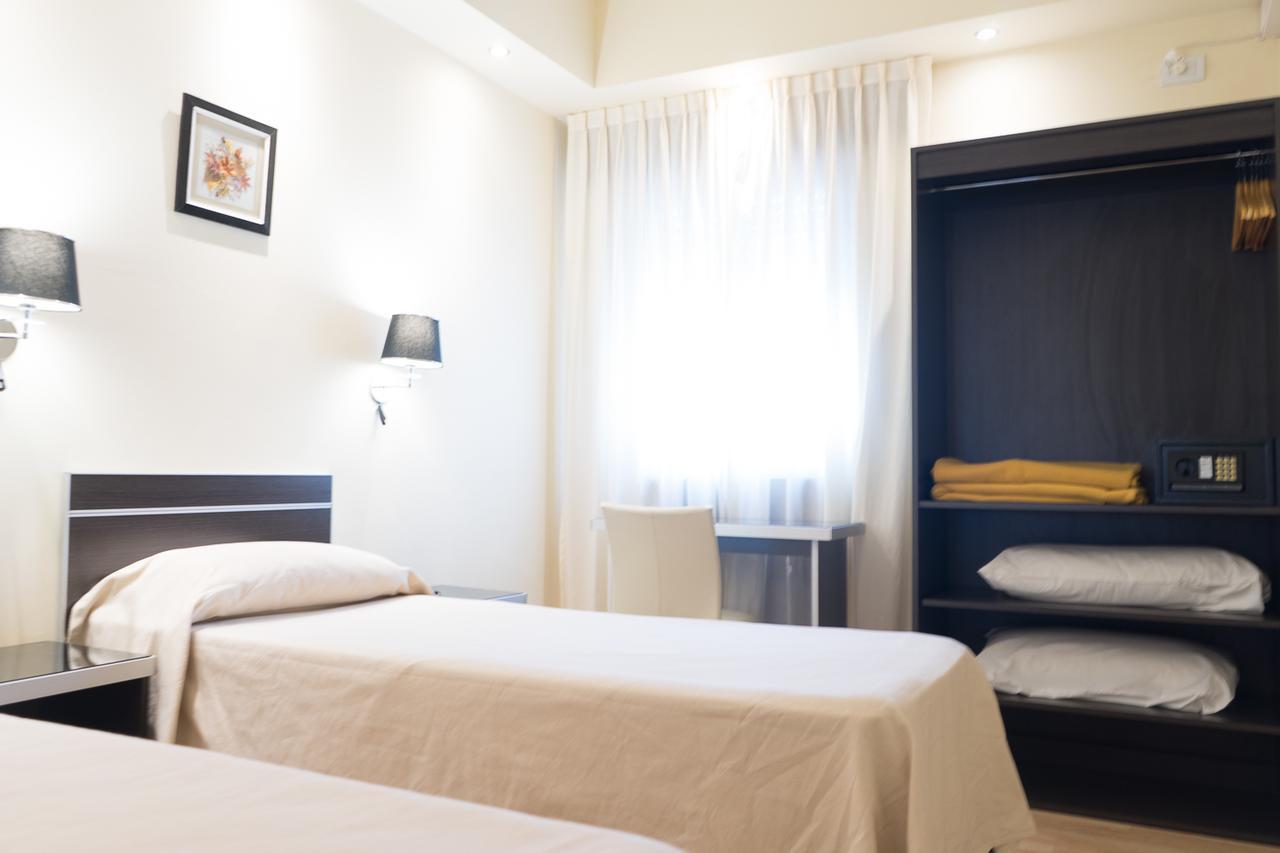 Hotel Vina De Italia Córdoba Ngoại thất bức ảnh